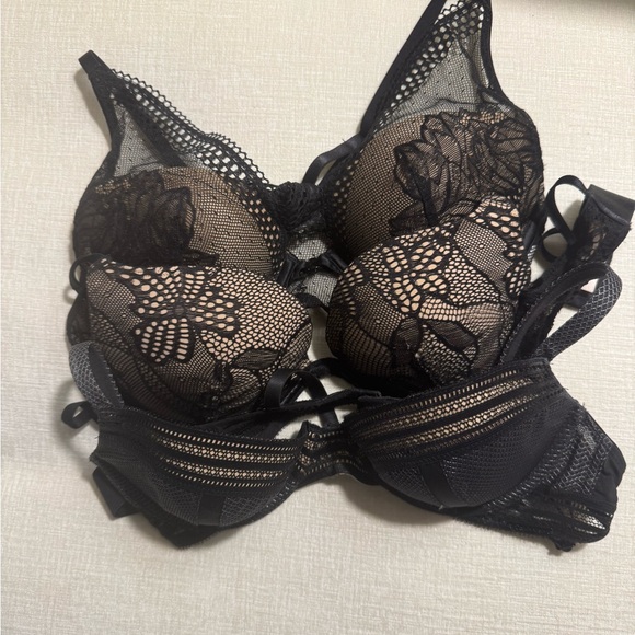 CALVIN KLEIN UNDERWEAR Black Lace Calvin Klein Black Label Bras 34B — Set of 3 - Picture 1 of 2